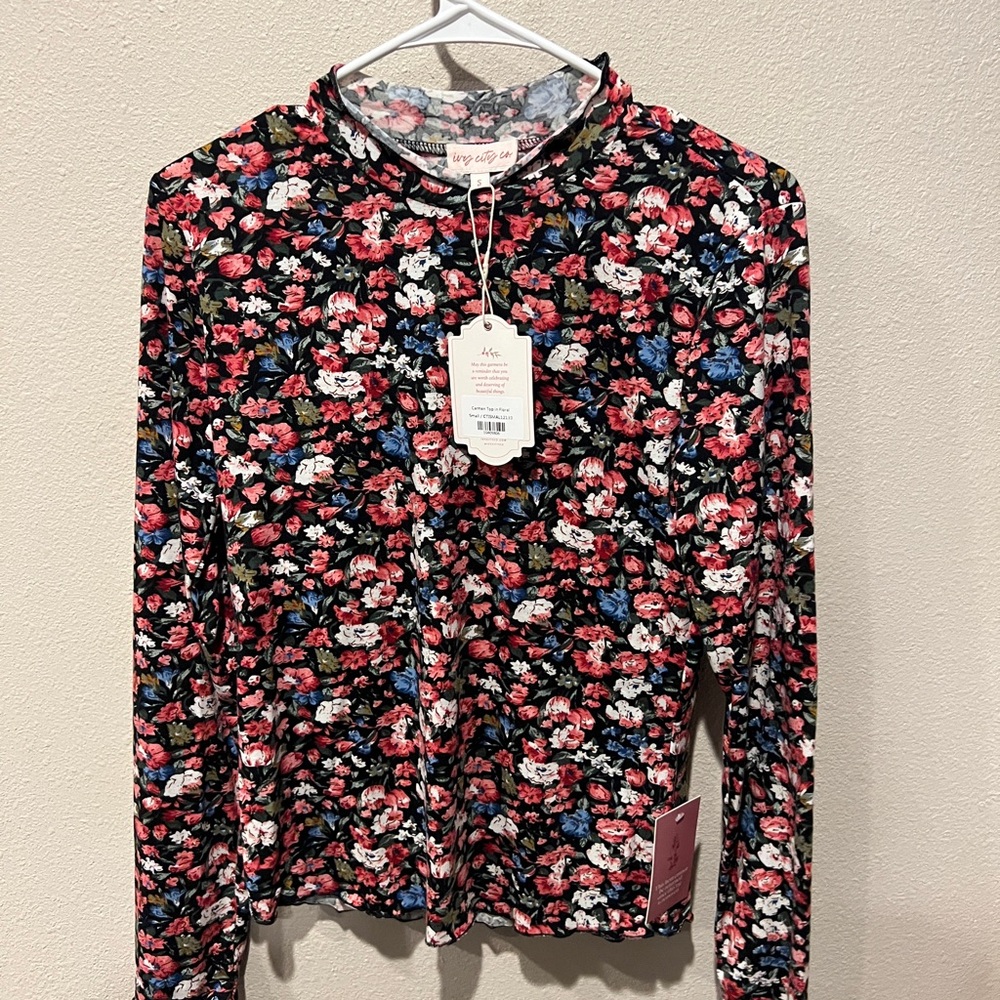 Ivy City Carmen Floral Long Sleeve Top